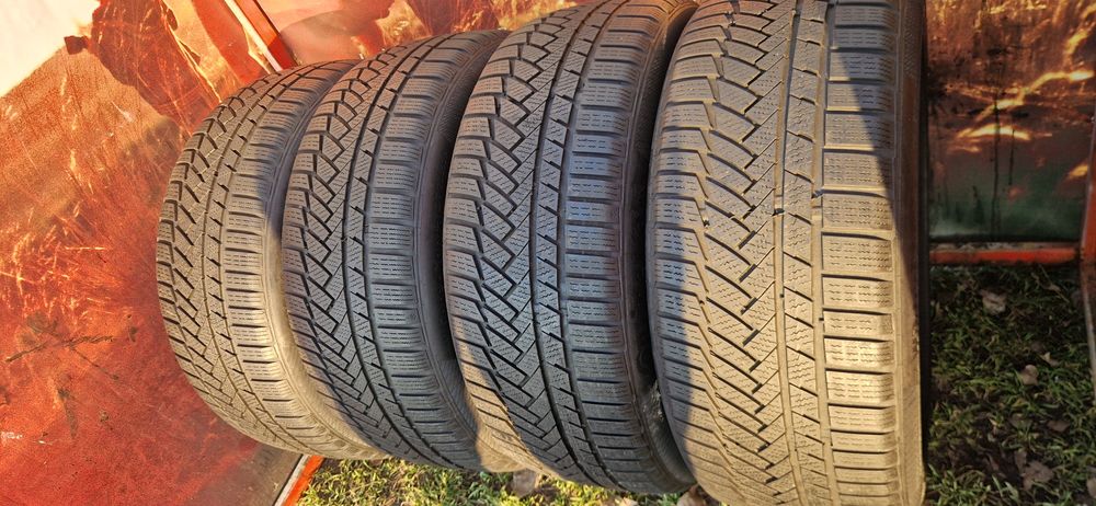 Set 4 Anvelope Continental 225 50 R17 M+S .AO