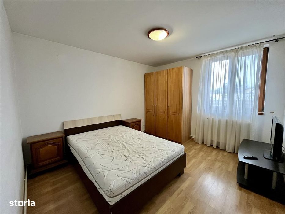 Apartament 3 camere - 65 mp - Balcon - Parcare - Zona Piata Cluj