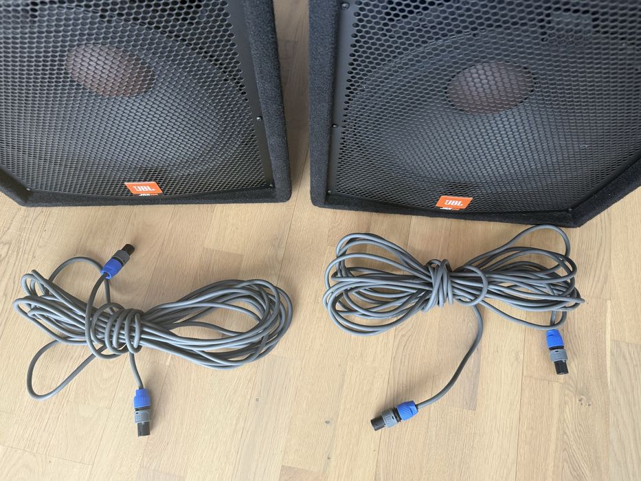 Boxe 2000 W și amplificator