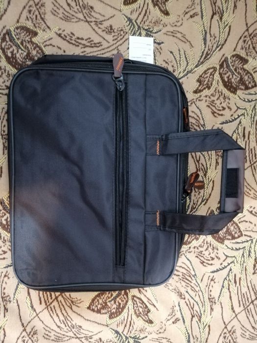 Genți pentru documente