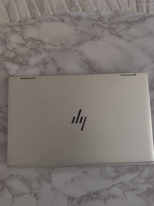 HP EliteBook x360 1030 – i7 / 16GB RAM / 512GB SSD – 2-in-1 touchscreen