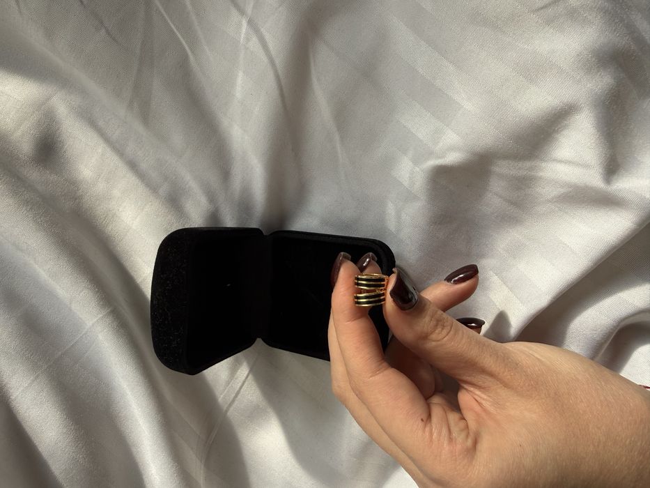 Золотые сережки 750 пробы новые