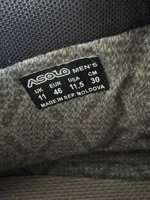 bocanci de trekking noi Asolo Fugitive GTX