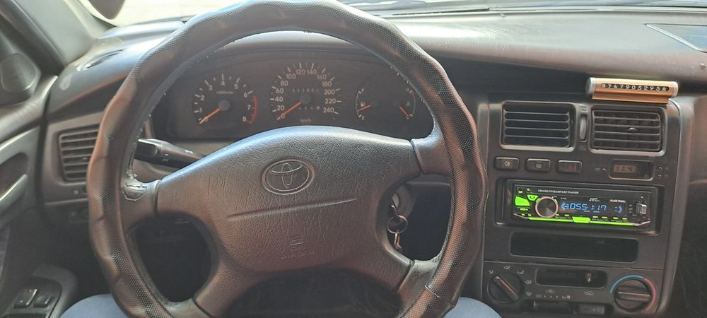 Тайота карина е сатылады