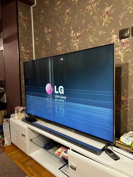 Телевизор LG 60 inch