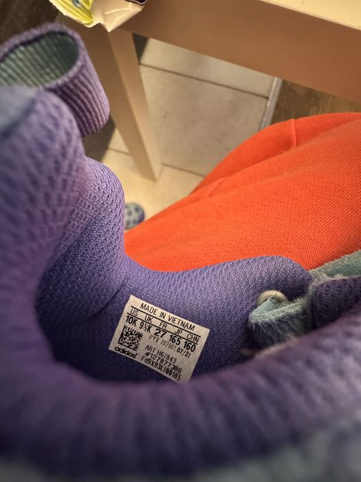 Детски маратонки.Adidas. В отлично състояние. Закупени от Германия.