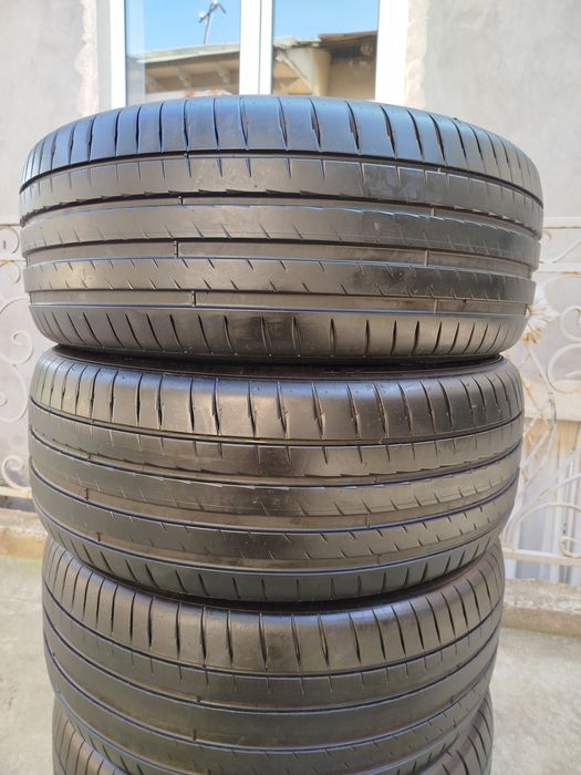 245 45 R19 Shina Michelin