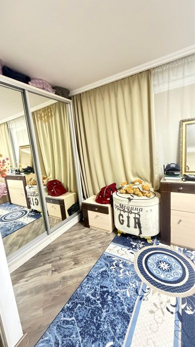 Продаю шкаф купе