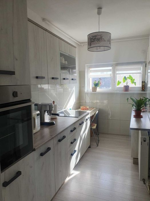 Apartament 2 camere DECOMANDAT complet utilat | Smart AC/TV | Zonă Poli 2 – Tudor/Centru
