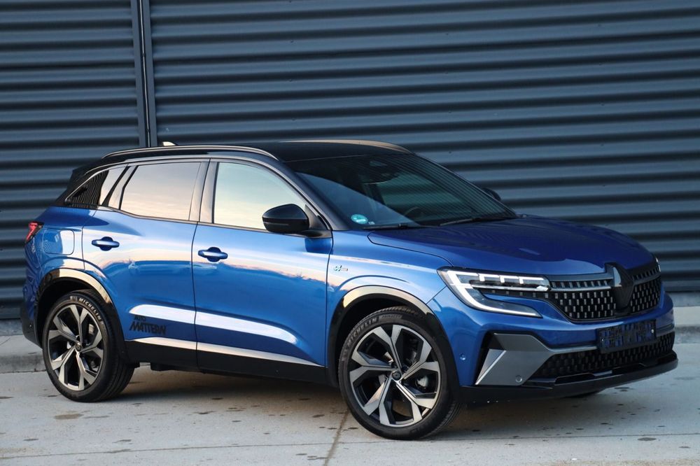 Renault Austral Vand RENAULT Austral 2023 1.3 TCe echipare de top Esprit ALPIN - Auto