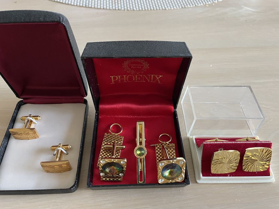 Дамски колиета с цена за брой!