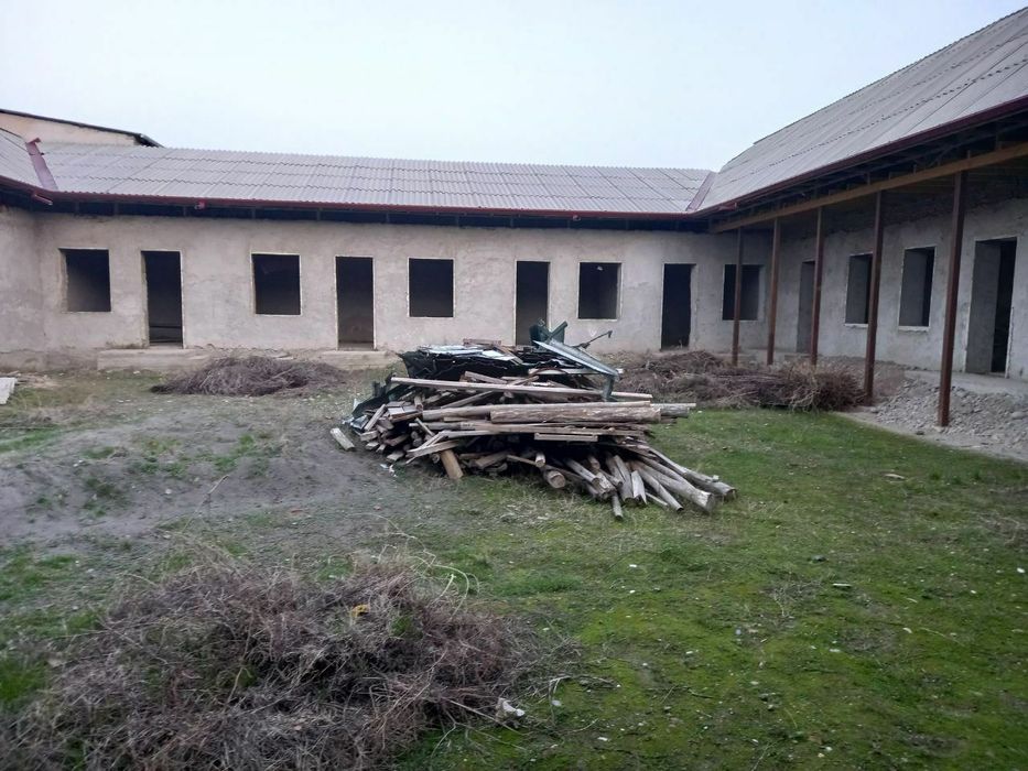 Турар уй жой ховли участка