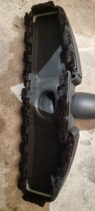 Продавам четки,тръби и маркучи за прахосмукачка MIELE