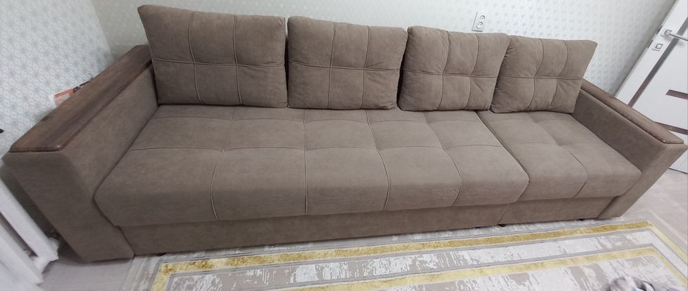 Раскладной диван. Диван