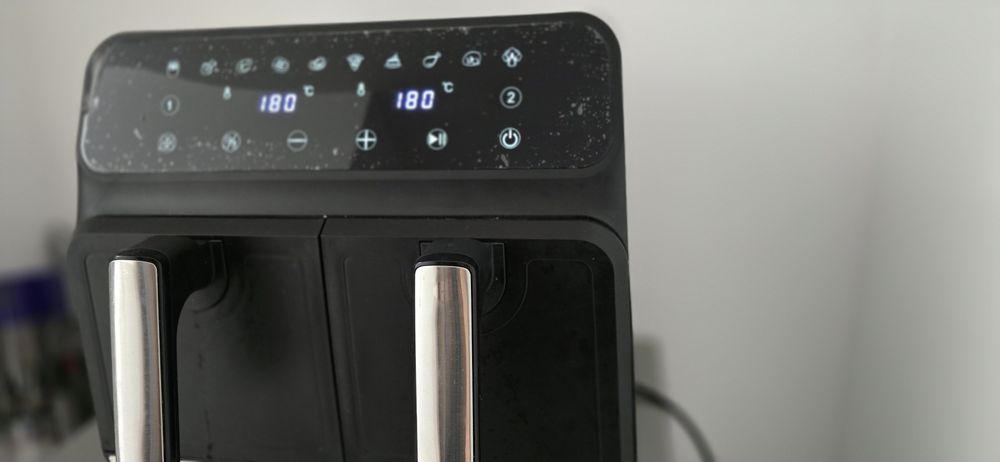 Air fryer foarte putin folosit