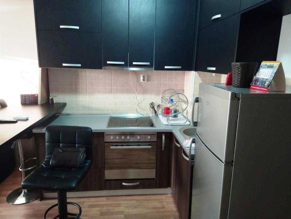 Дава се под наем Едностаен апартамент в Пловдив, Център - 27 кв.м за 107.1 € - Снимка #2