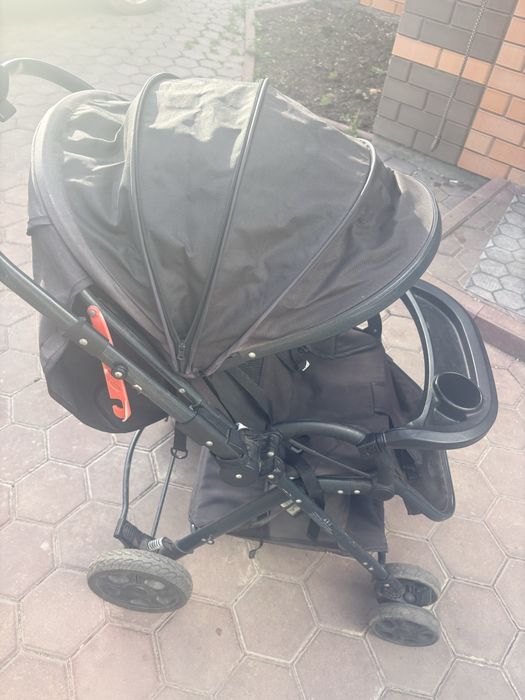 Продам детскую коляску