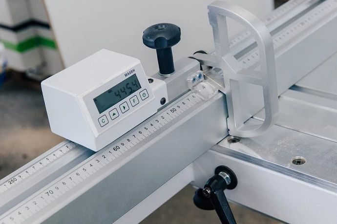 Форматно-раскроечный станок WoodTec PS 45 Digital