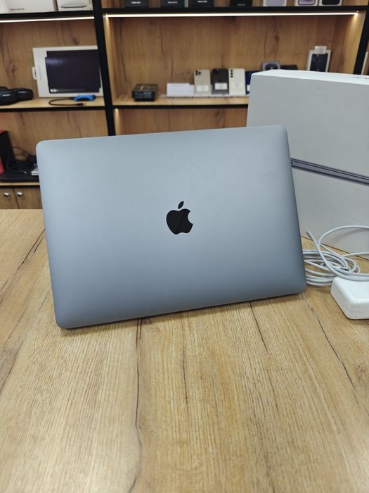 Макбук Эйр 13 М1 256гб Apple MacBook Air 13 M1 Чип