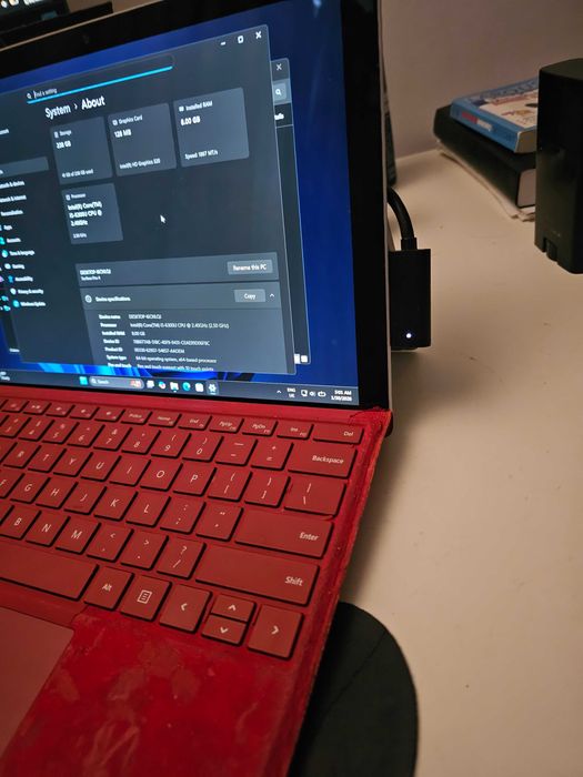 Surface Pro 4 i5 SSD 256 Ram 8Gb cu baterie defecta