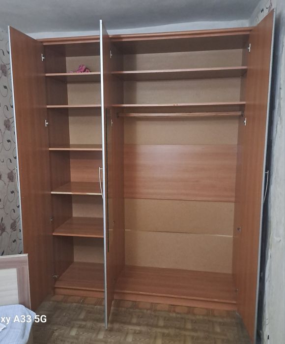 Продам шкафы Атлант