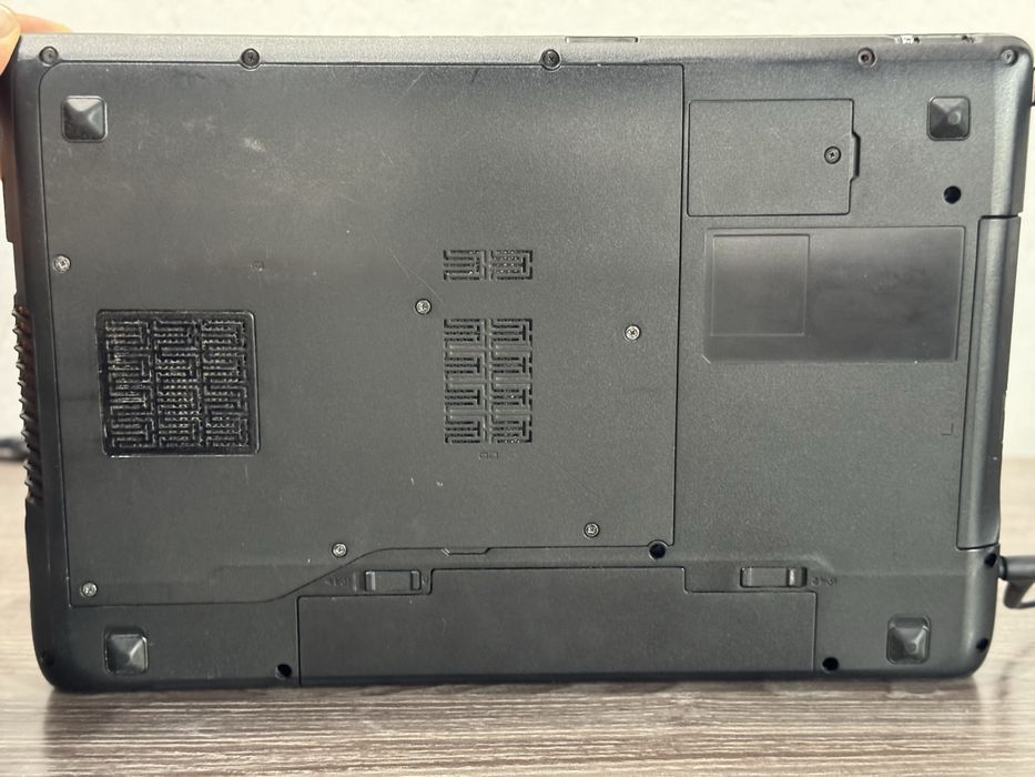 Ноутбук lenovo y570