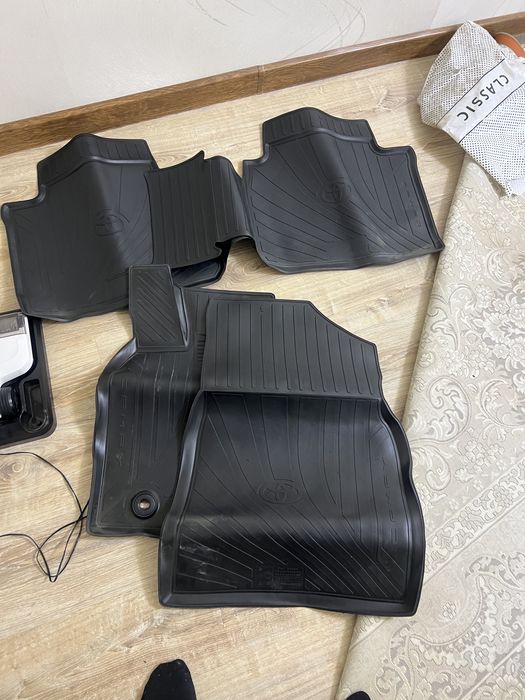 Полик оригинал для камри