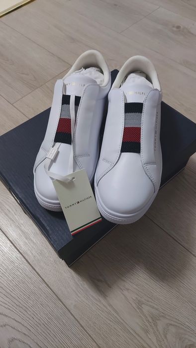 Кросовки Tommy Hilfiger женские 37 размер