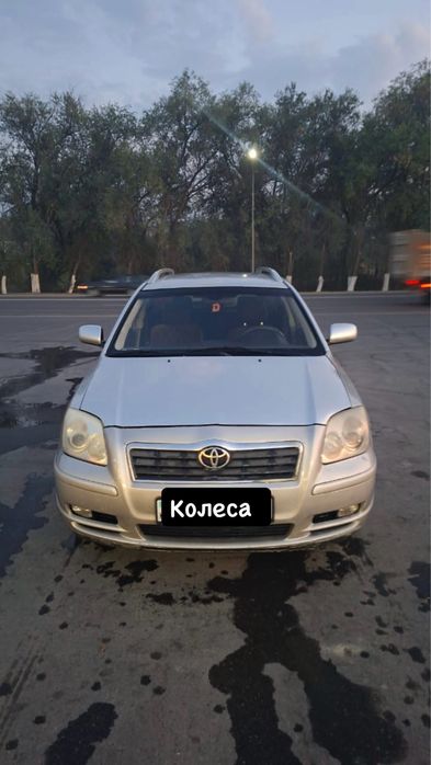 Toyota Avensis 2004