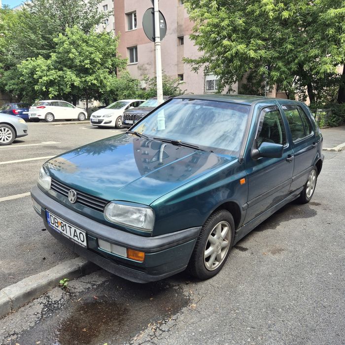 VOLKSWAGEN Golf 1994