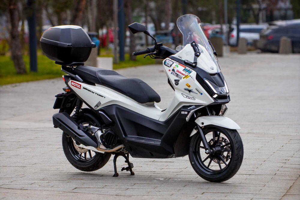 Scuter Kymco Skytown 125 ABS 2025