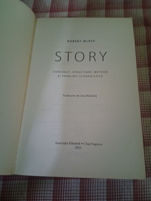 Robert McKee - Story ( in limba romana )