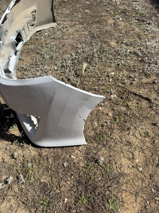 Бампер на камри.                 .