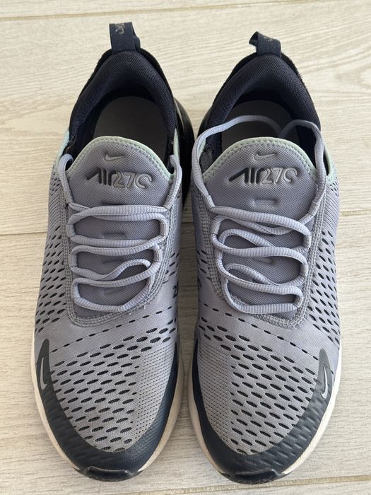 Nike Air Max 270 (marimea 44)