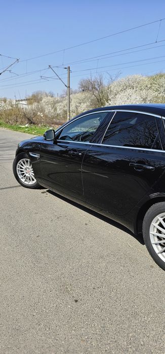 Vand Jaguar xf 2017