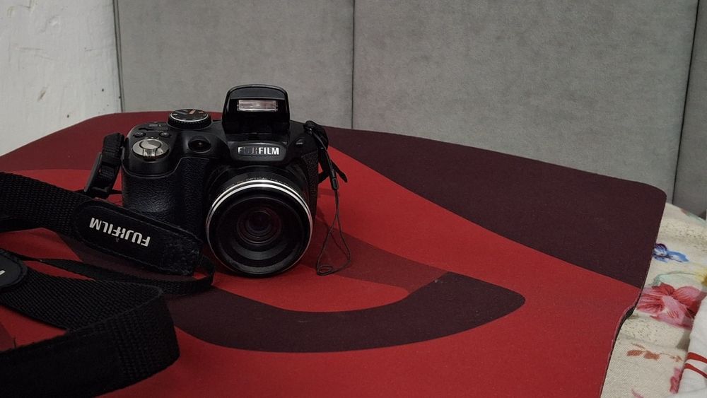 Зеркалка fujifilm