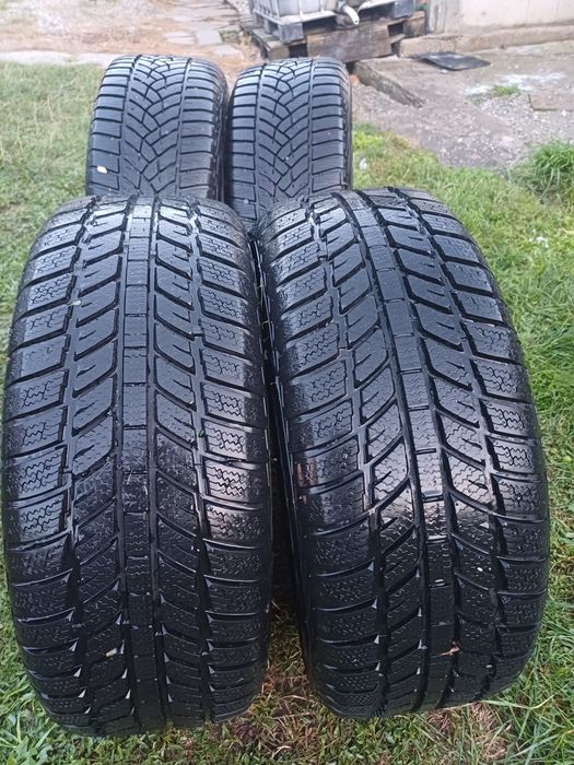 Vand jante originale BMW Styling 242 R16, cu anvelope de iarna 225 55 16