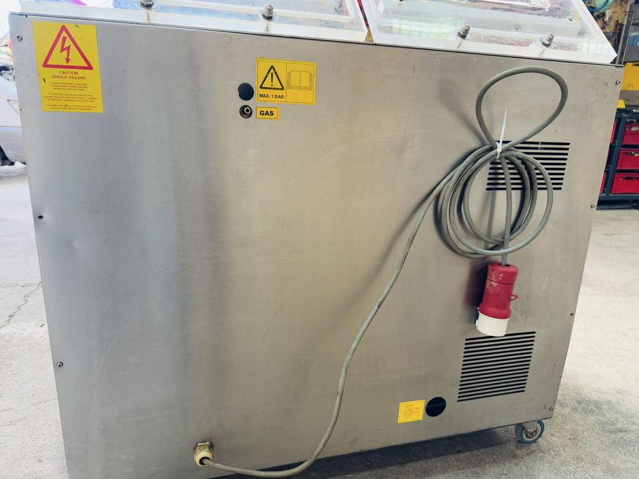 Masina de ambalat cu doua camere, cu gaz  HENKOVAC 340i