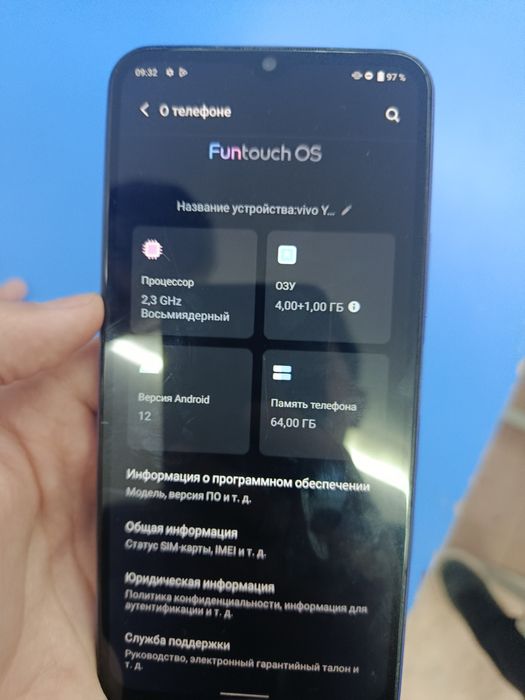 продам телефон vivo Y21