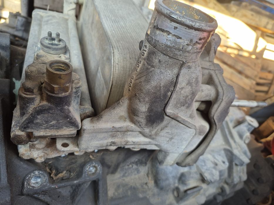 Топлообменник за интардер на скоростни кутии ZF .