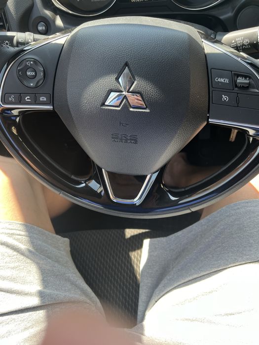 Мицубиси ASX 2023 года.