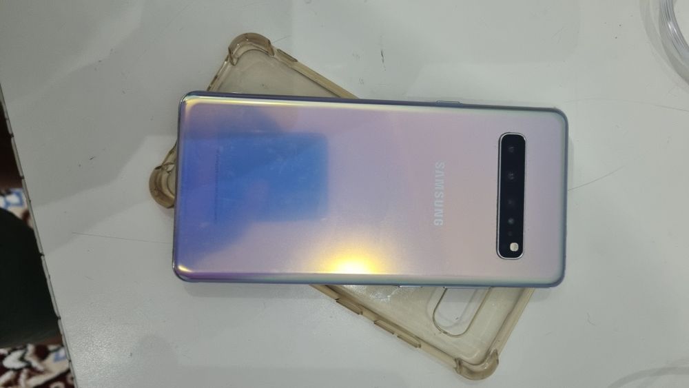 самсунг с10   5G