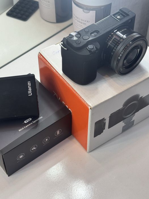 Камера Sony ZV-E10