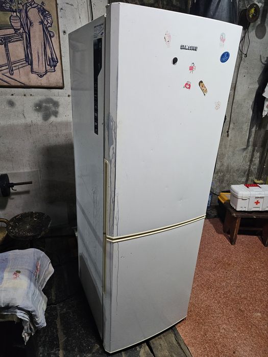 Холодильник самсунг