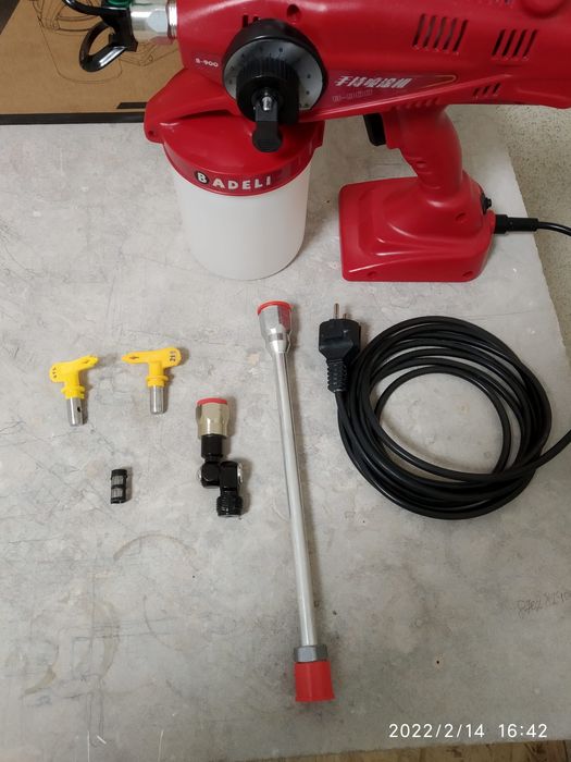 Краскораспылитель высокого давления.