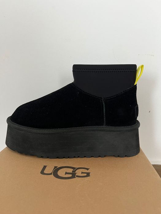 UGG mini dipper diverse culori