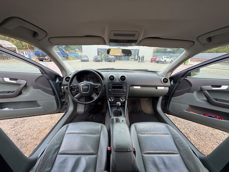 Audi A3 8P 2010 | 2.0 TDI 140 CP | Manuală |