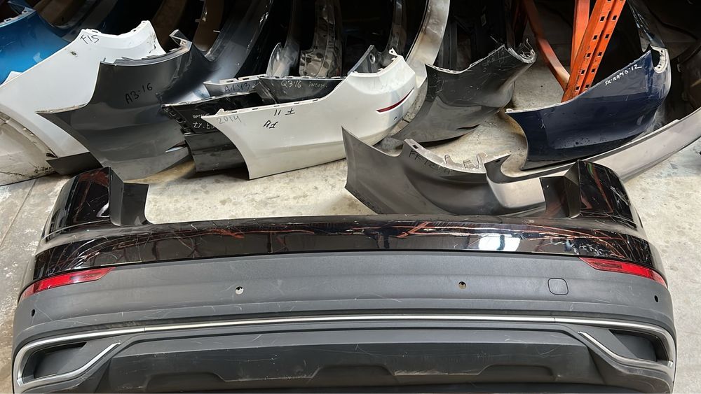 Bara spate audi q8 2020