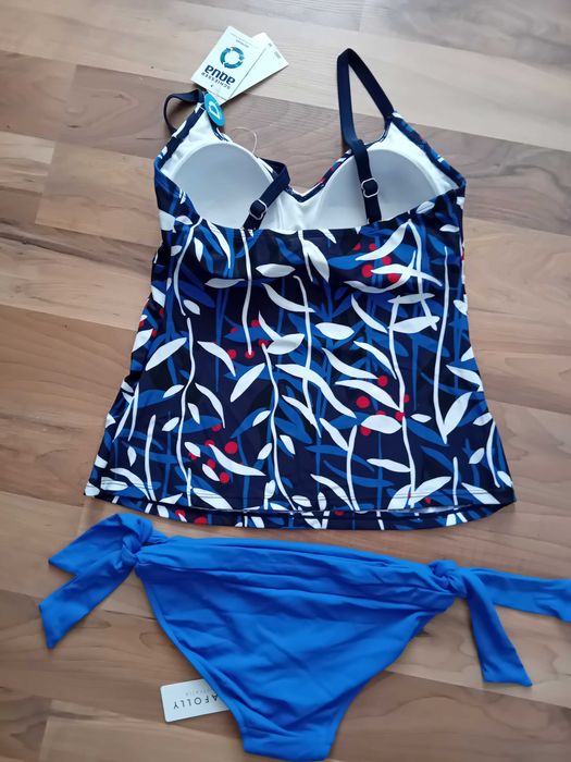 Esprit танкини нови S/38Д