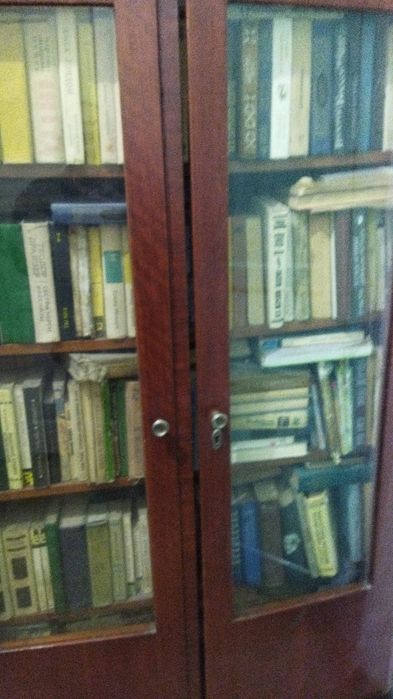 Отдам худржественную литературу